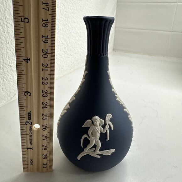 Antique Wedgwood Jasperware Bud Vase in Portland Blue and Cream (5") England - Picture 12 of 13